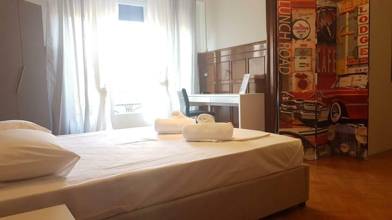 Apartment Violet Errathens - Center, 7 Bd, 3 Bath Athens