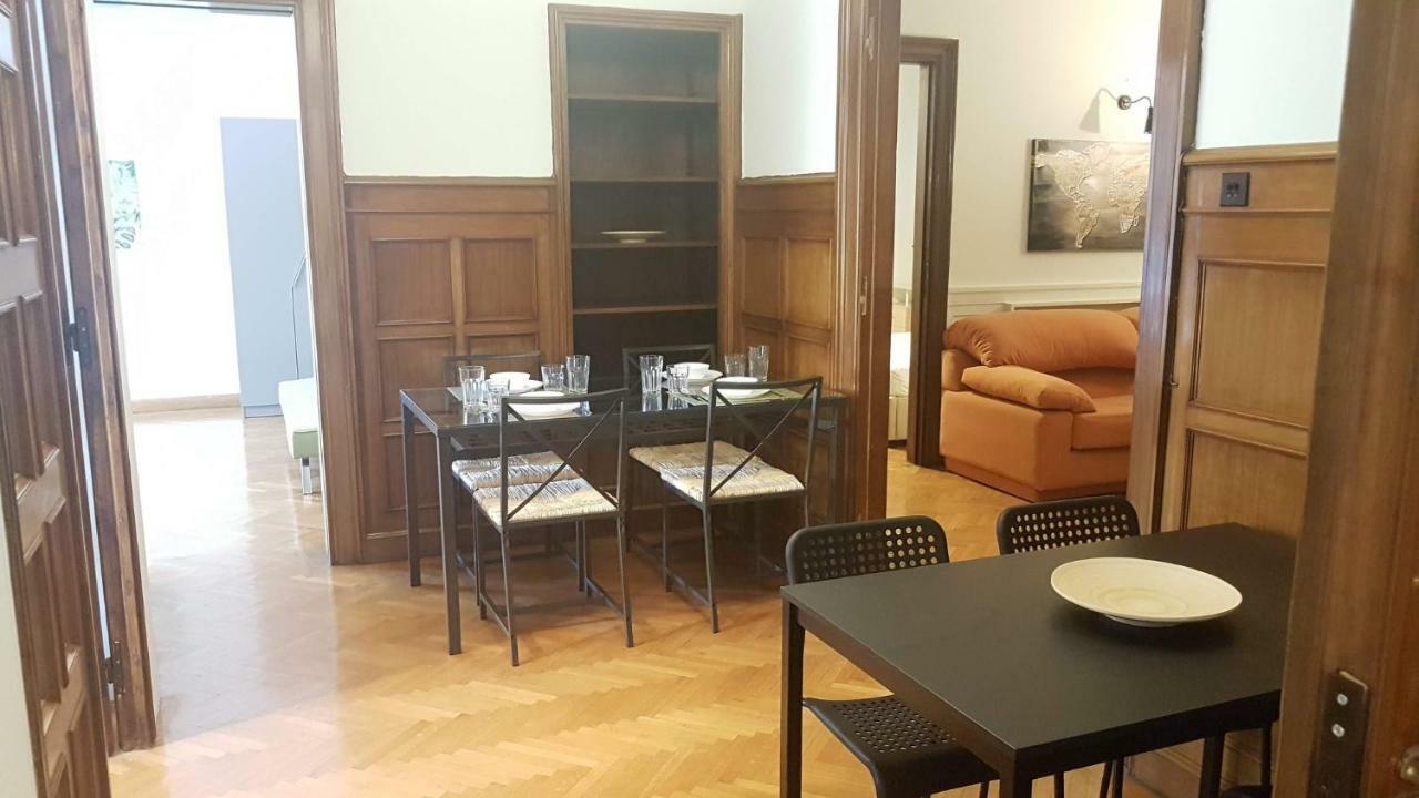Violet Errathens - Center, 7 Bd, 3 Bath * Athens